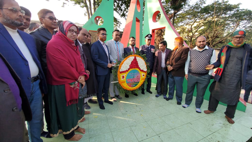 গলাচিপায় বর্ণিল আয়োজন: বিজয়ের ৫৪তম বছর উদযাপন
