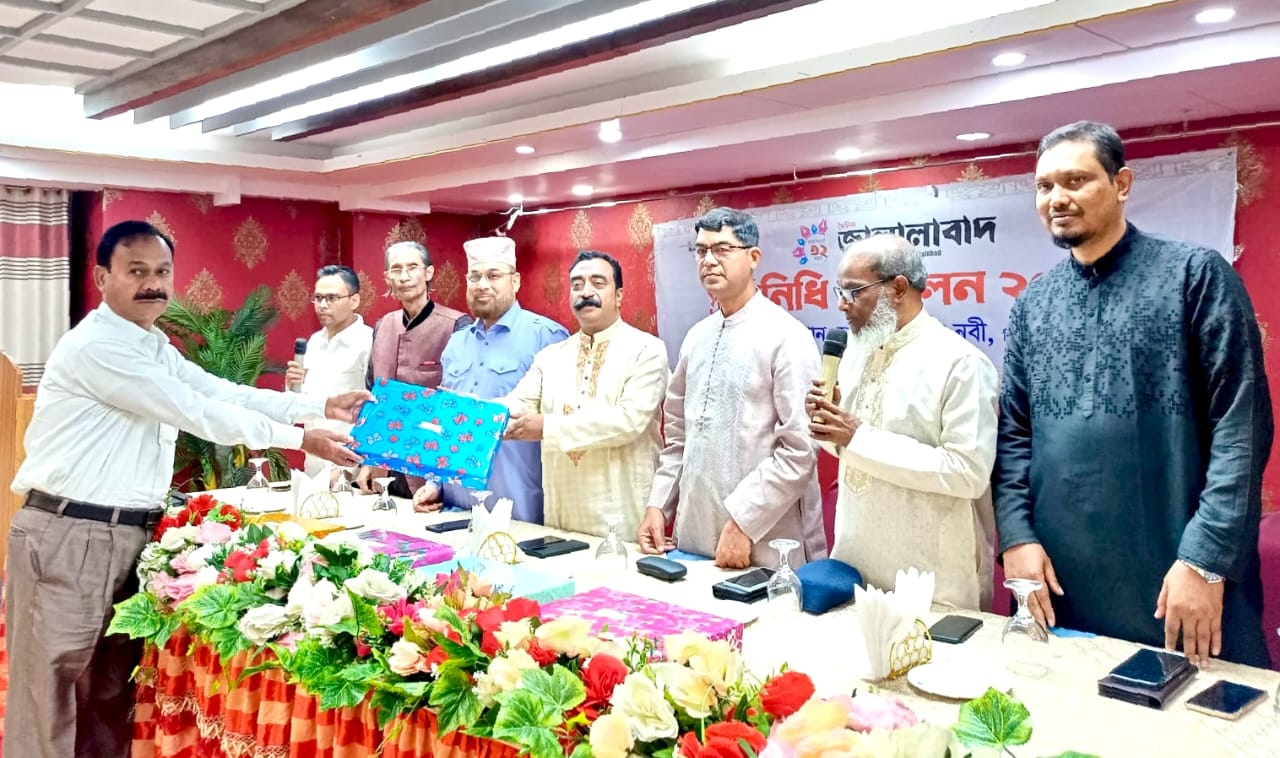 দৈনিক জালালাবাদ’র বিশেষ সম্মাননা পেলেন কুলাউড়া প্রেসক্লাব সভাপতি এম শাকিল রশীদ চৌধুরী