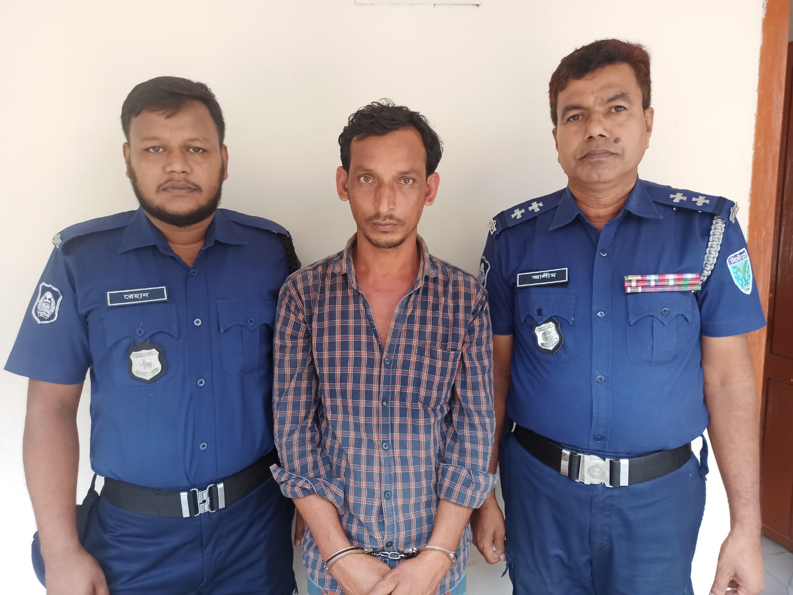 কুলাউড়ায় স্কুল ছাত্রী হত্যা মামলার রহস্য উদঘাটন, ঘাতক গ্রেফতার ও আলামত উদ্ধার