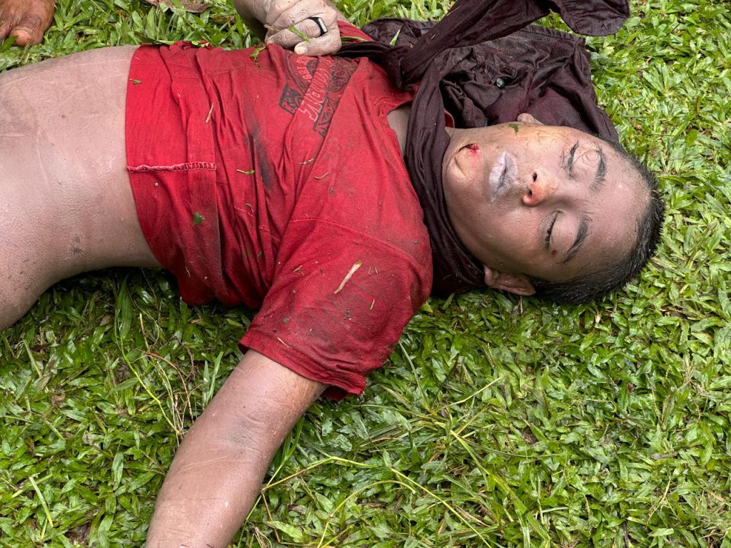 বরমচালের ডোবা থেকে কিশোরের লাশ উদ্ধার : পরিচয় চায় পুলিশ